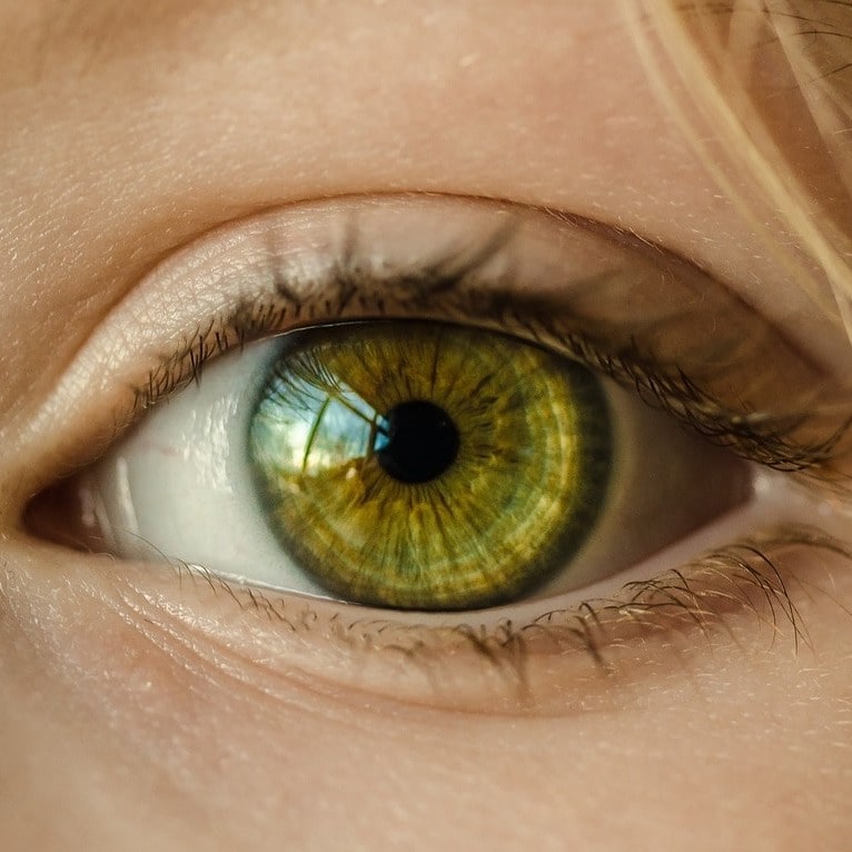 woman's eye - emdr